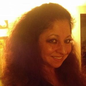 Meet your Posher, Toni